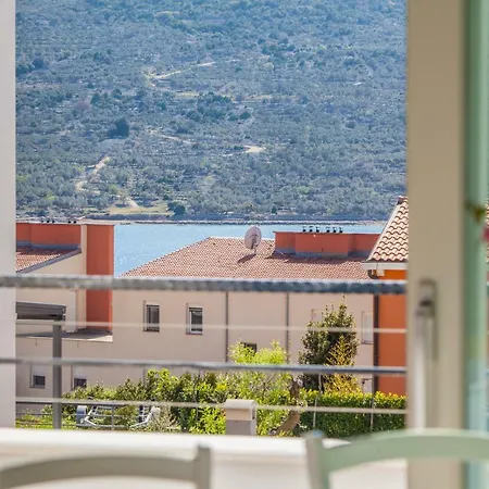 Apartment D Cres