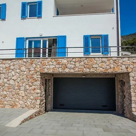 Apartmán D *